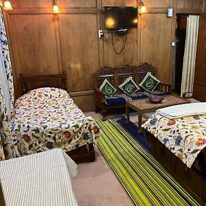 Executive Triple Room